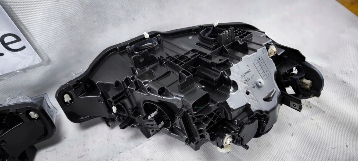 фото №11, Bmw f30 f31 рестайлинг lci полный led левое правое фара передняя