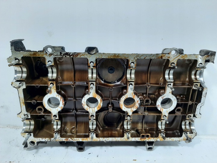 фото №10, Renault clio ii 1.4 16v 5d 01r кришка клапанів 7700600530