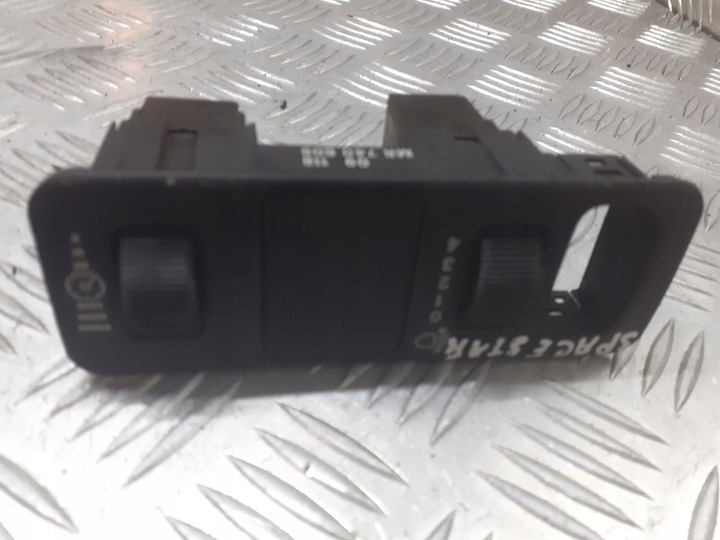 фото №1, Панель регулировка света mitsubishi space star mr740608