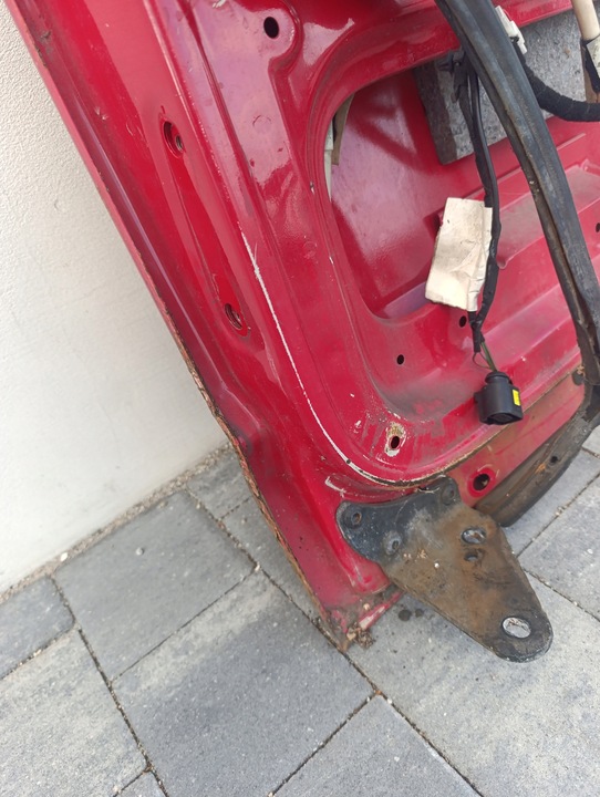 фото №11, Vw t5 дверь сдвижные красный правые