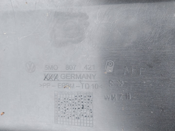 фото №11, Vw golf v 5 plus бампер зад задний 5m0807421