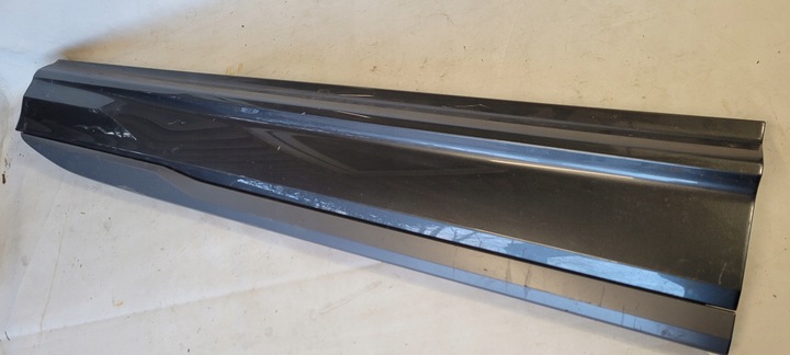 фото №1, Audi q7 планка дверь правая 4m0583960