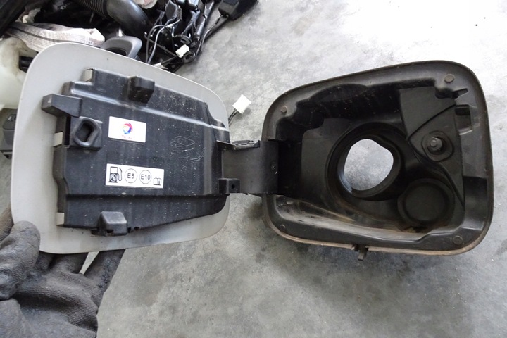 фото №3, Citroen c3 iii крышка заливка топлива eeud