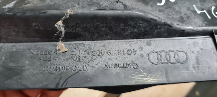 фото №12, A6 c7 4g панель под лобовым стеклом пластиковый 4g8819447 a7 4g s7