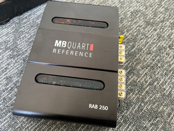 фото №12, Bmw 1 120d e87 e81 subufery динаміки підсилювач оригінал європа