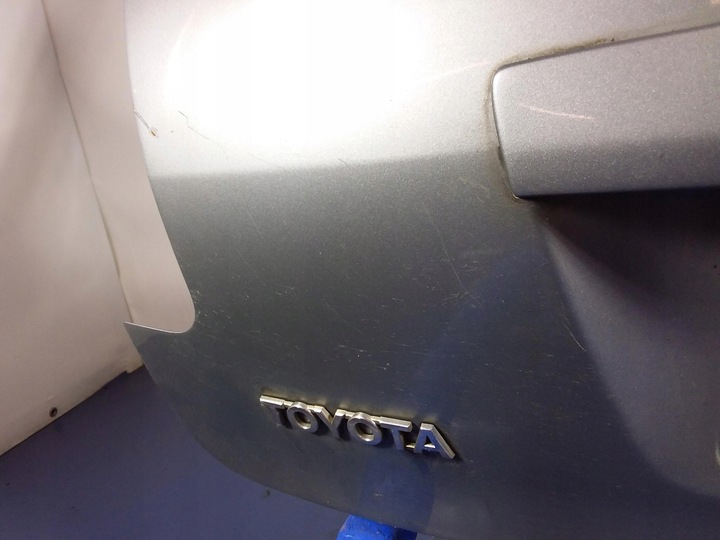 фото №6, Toyota auris i hb задня кришка багажника 1f8