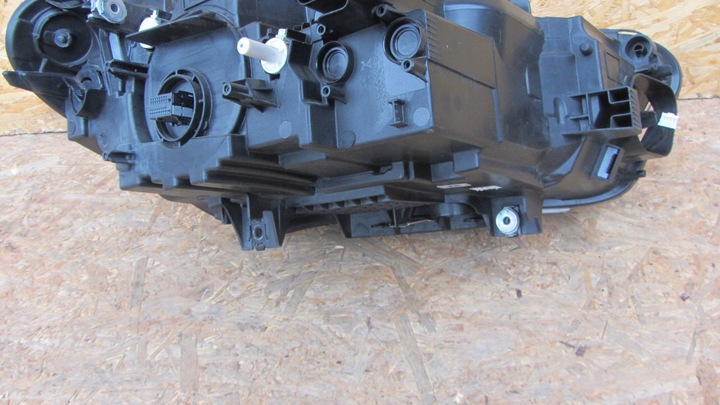 фото №12, Передняя левая лампа bmw x1 f48 led