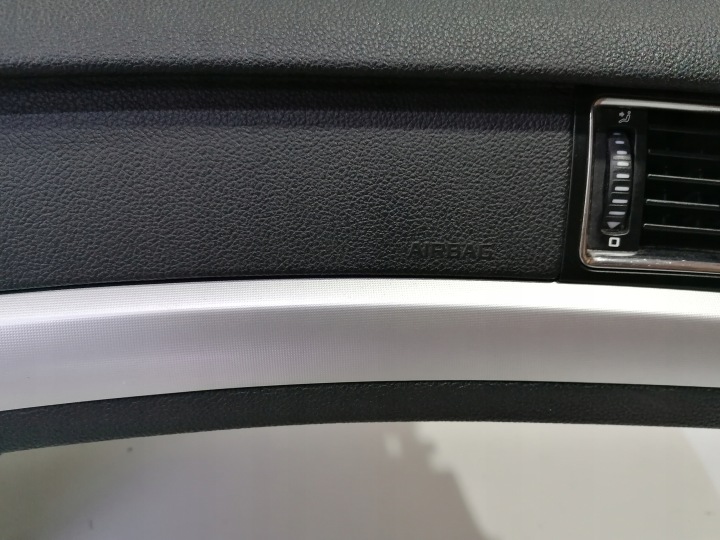 фото №5, Skoda superb 2 ii торпедо консоль подушка  подушки ремені оригінал демонтаж