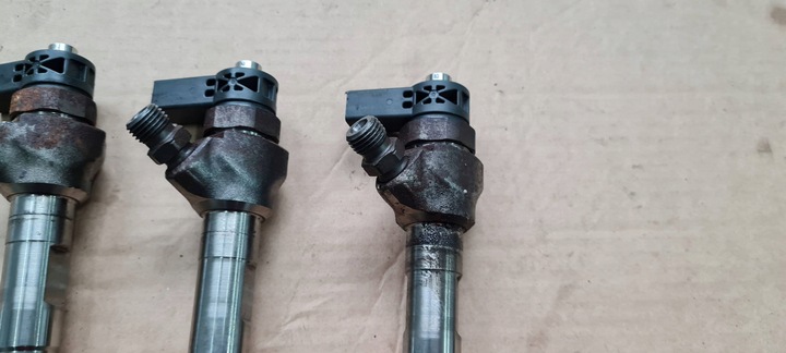 фото №6, A4 b9 8w інжектор пального 2.0 tdi 04l130277ac a5