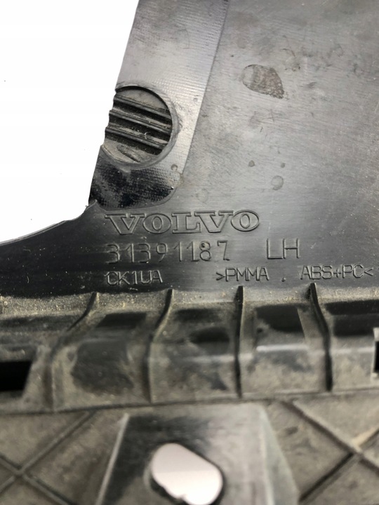 фото №11, Volvo v40 ii планка дверь правый левый зад 31391188