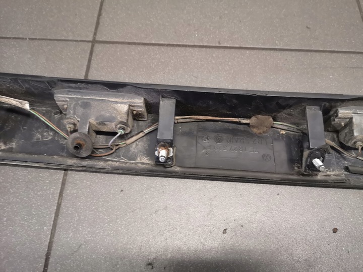 фото №10, Накладка кришки освітлення vw t5 7e0827329f