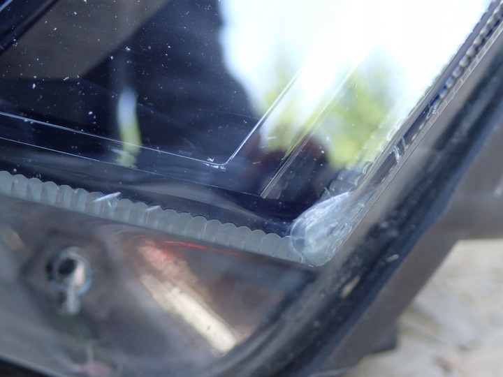 фото №2, Лампа ліва фара bi ксенон skoda superb 3v iii