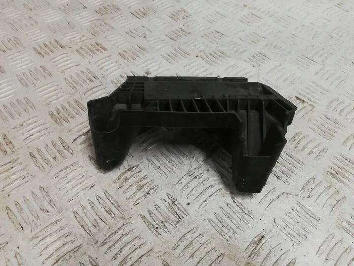 фото №3, Ford mondeo mk5 основание акумулятора