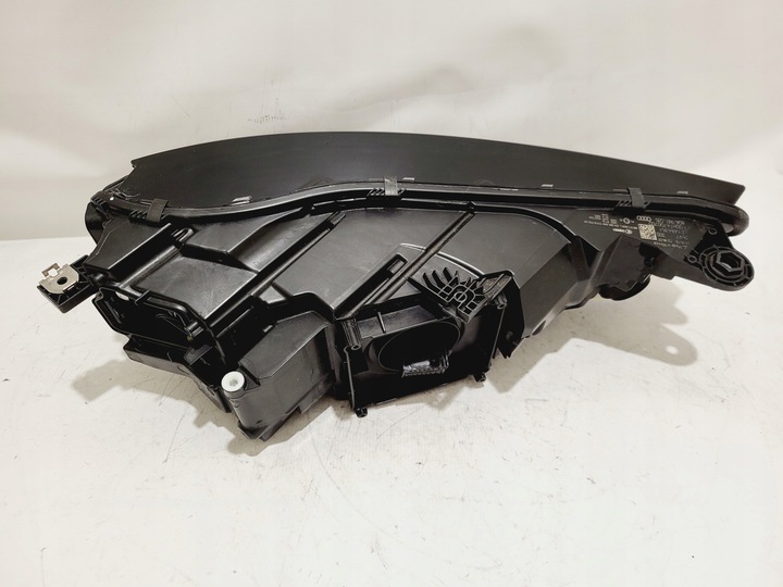 фото №9, Audi q5 полный led matrix 80a941035 80a941036