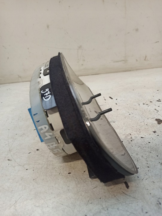 фото №7, Audi a4 b5 1.6b спидометр приборы 8d0919861c au-0009-001