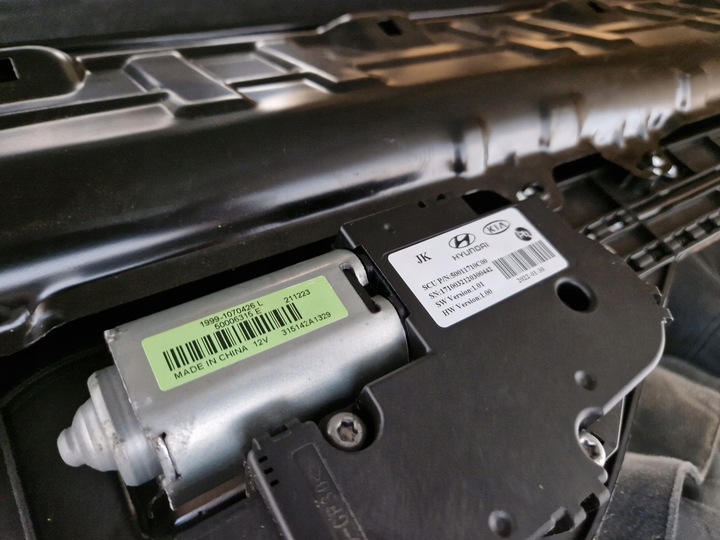 фото №12, Genesis gv70 gv 70 nnb панорама дах люк 81600-ar010