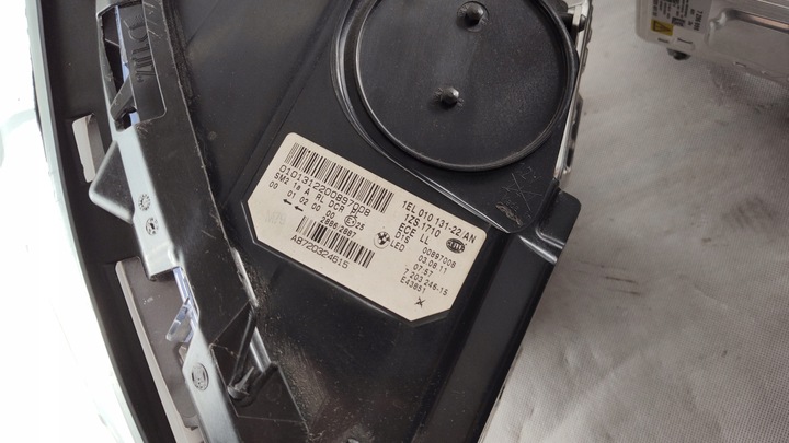 фото №10, Bmw f10 f11 ксенон лівий правий некерований фара лампа ліва права