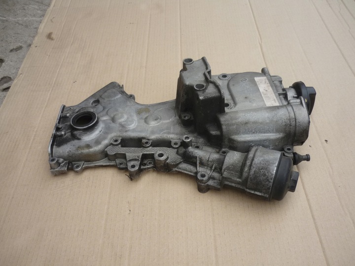 фото №9, Корпус розподільний вал vw golf v 1.4 fsi bln bkg 03c109211e справна