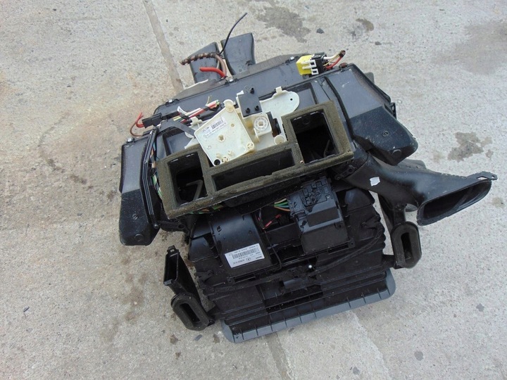 фото №9, Отопитель кондиционера mercedes vito 639 европа