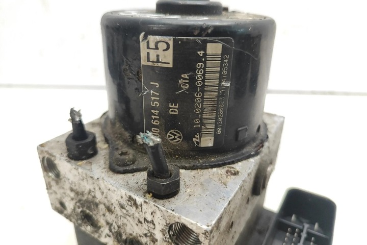 фото №8, Насос abs vw golf iv 1j1 1c0907379m 1.9l дизель 66kw 1998