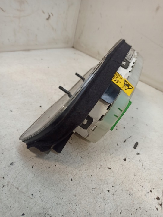 фото №6, Audi a4 b5 1.6b спидометр приборы 8d0919861c au-0009-001