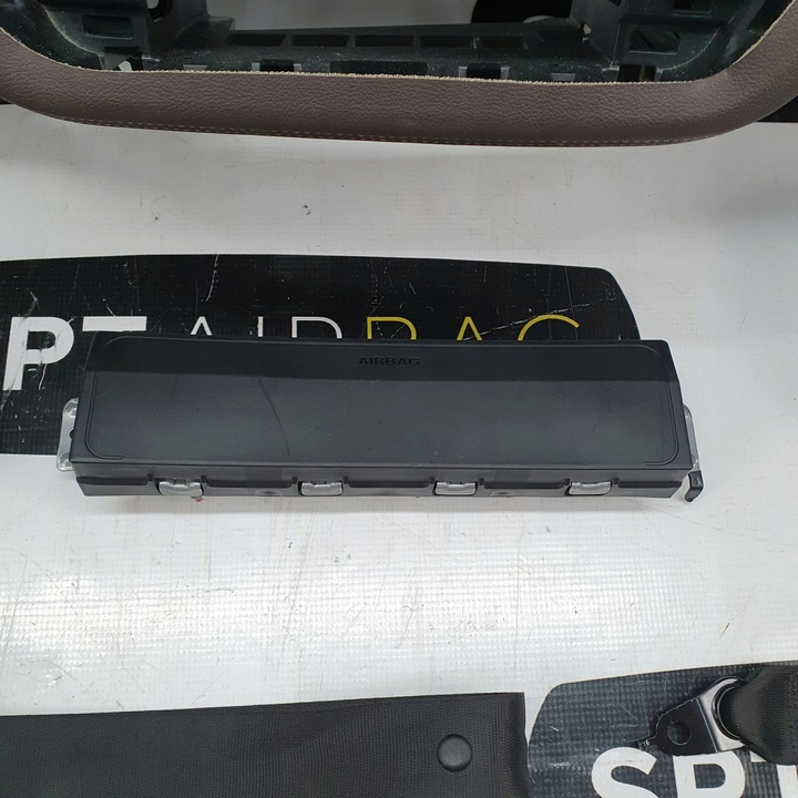 фото №11, Bmw 7 g11 g12 панель консоль капот pulpit подушки подушка безпеки ремені stare повернення