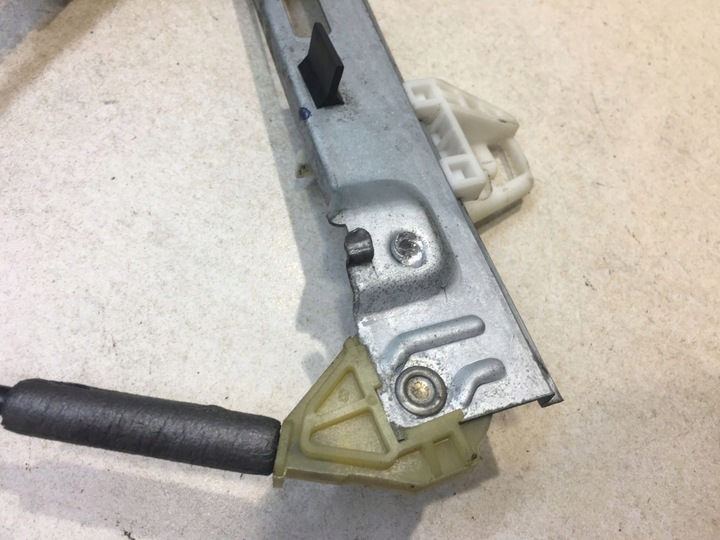 фото №5, Підйомник вікна праві перед peugeot 206 5d