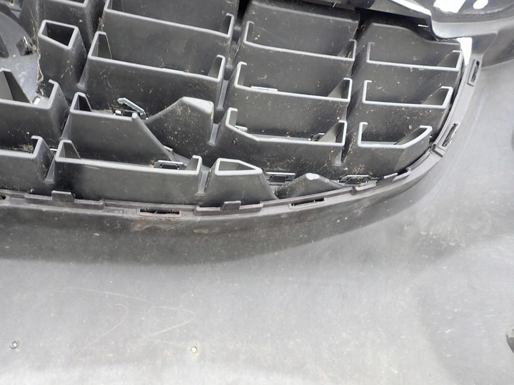 фото №14, Volvo xc60 i 1 рестайлинг 13-17 бампер перед распылитель