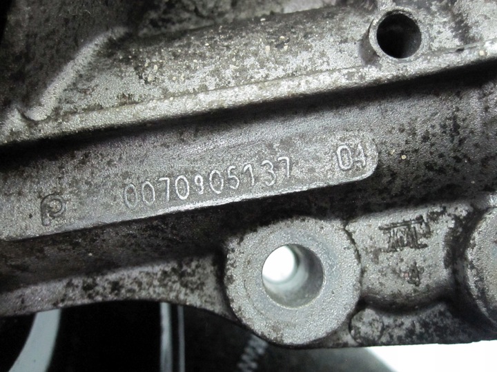 фото №8, Ldv transit 2.4 tddi 04r насос воды 2u1q-8k500-aa 2u1q-8a558-aa