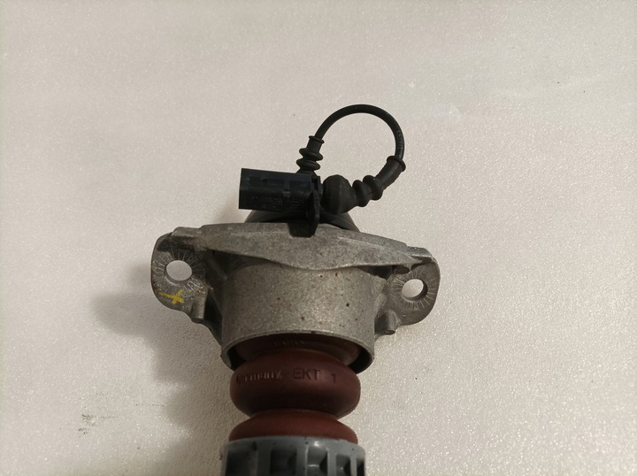 фото №3, Audi s3 8v амортизатор зад 8v0513021aa