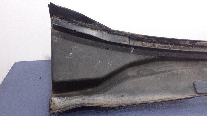 фото №2, Vw golf ii панель під лобовим склом передні захист 191819415c