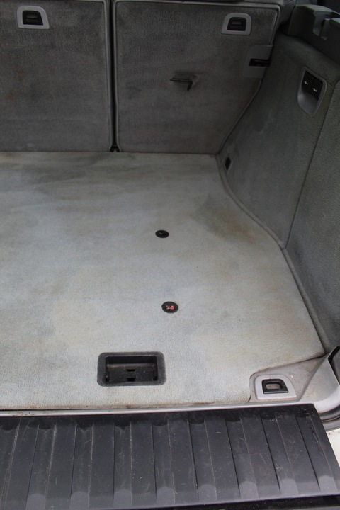 фото №5, Оббивка обшивки багажника bmw x5 e53 сірий