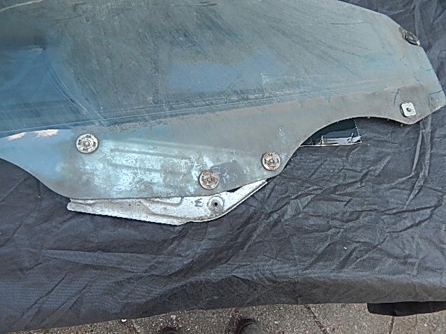 фото №11, Скло дверей праве перед mazda 323 f ba 94-98