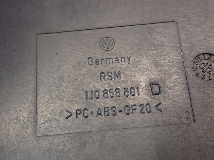 фото №10, Vw golf iv 97-06 тримач na чашка підсклянник 1j0858601d