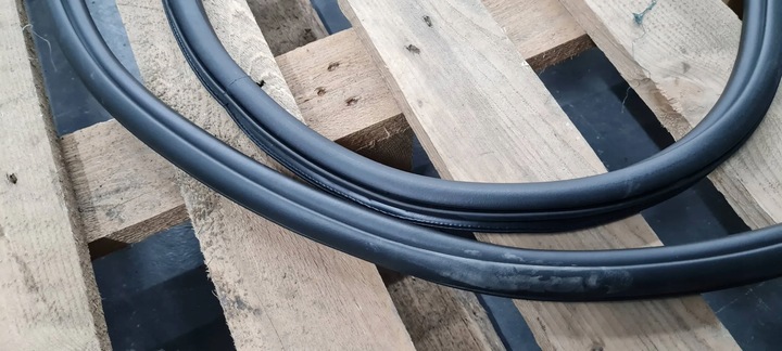 фото №9, S3 8y a3 прокладка гумова права праві перед sedan 8y0831721