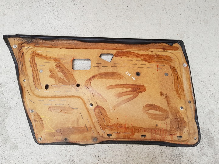 фото №7, Боковина двері праві перед bmw e30 sedan універсал