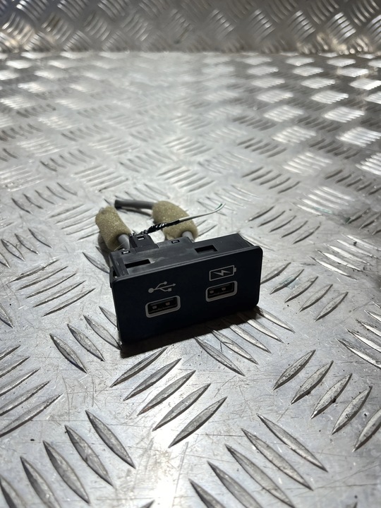 фото №1, Гніздо port usb honda civic xi 21-