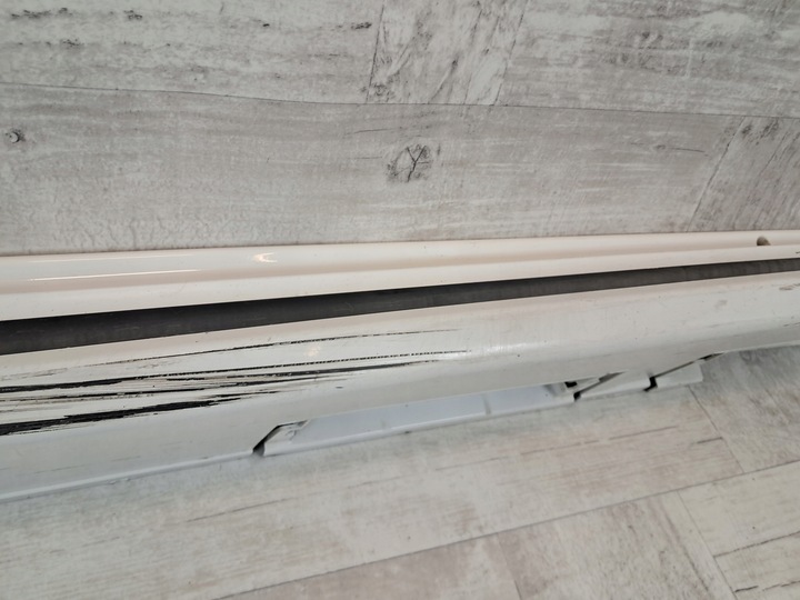 фото №5, Toyota yaris iv планка накладка пороговая правая 75850-k0080