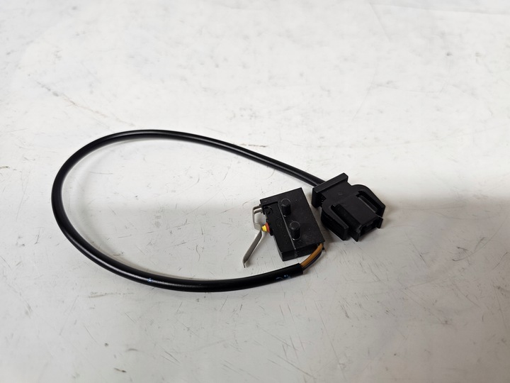 фото №3, Audi a8 d2 кнопка мікровимикач кришки 4a5959489b