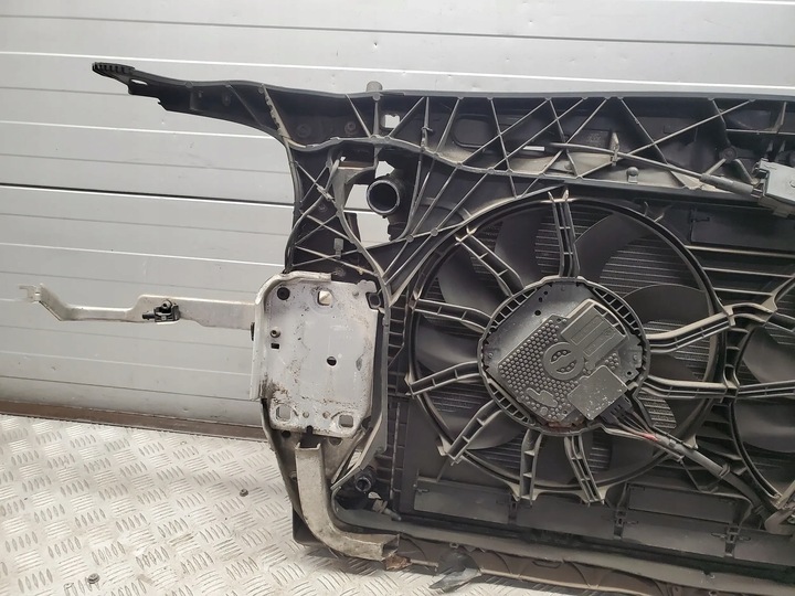 фото №9, Audi a6 s6 c7 4g 4g0807113a з спереду радіатор води