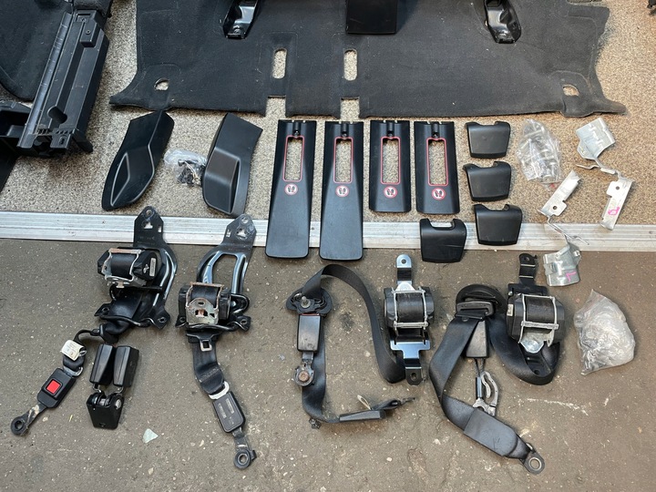 фото №8, Прокладка 7os диван сидіння шкіра чорна салон багажника ремені bmw e70 x5