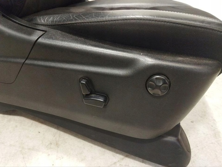 фото №10, Сиденья, диван, комплект dodge durango 2020 панель дверь подлокотник третий