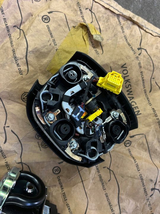 фото №11, Консоль hud панель капот подушка безпеки audi q7 4m ii 7osób демонтаж 100% head up