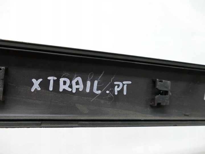 фото №10, Nissan x-trail t30 планка дверь правый зад 07r