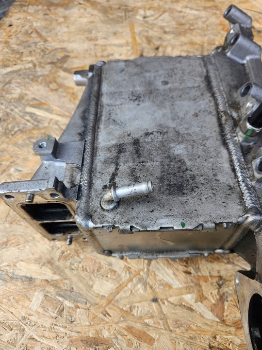 фото №6, Коллектор всасывающий водяной vw seat skoda audi 04l129766as tdi