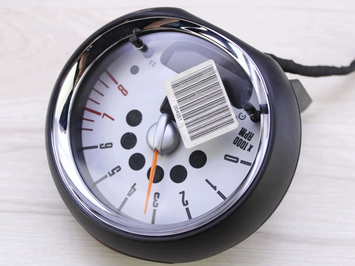 фото №1, Mini cooper one r55 r56 r57 r58 r59 спидометр obrotomierz 8000 rpm бензин