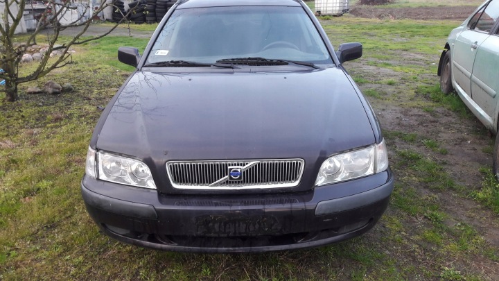 фото №14, Двері праві перед код 247-21 volvo v40 01 універсал