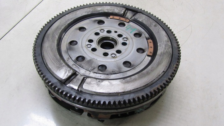 фото №5, Ssangyong tivoli 1.6 сцепление kpl 15- 41