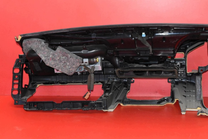 фото №9, Торпедо роздавальна консоль капот подушка  eu volvo s80 2 ii v70 3 iii 06-09