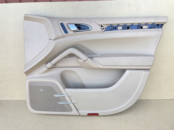 фото №1, Оббивка боковина двері правий перед porsche cayenne